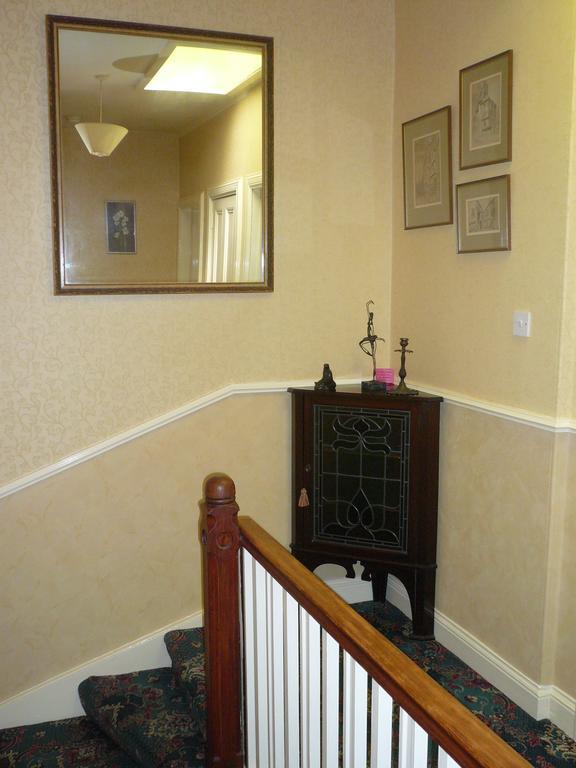 Woodburn House Bed & Breakfast Pitlochry Bagian luar foto